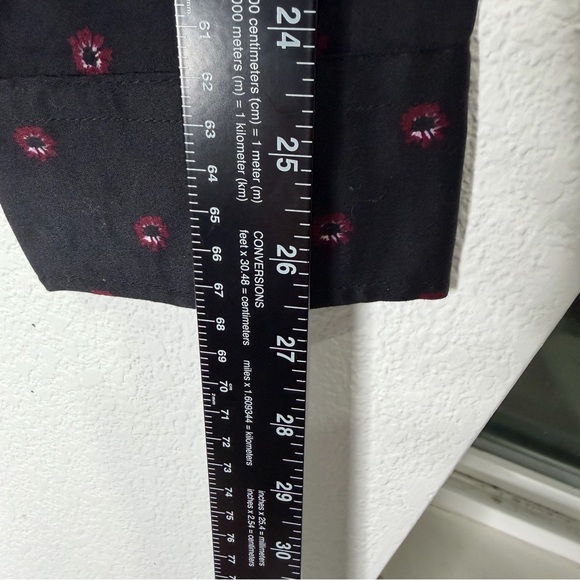 Ted Baker London Men’s Button Down Shirt – Black with Red Geometric Print – L - Picture 8 of 9